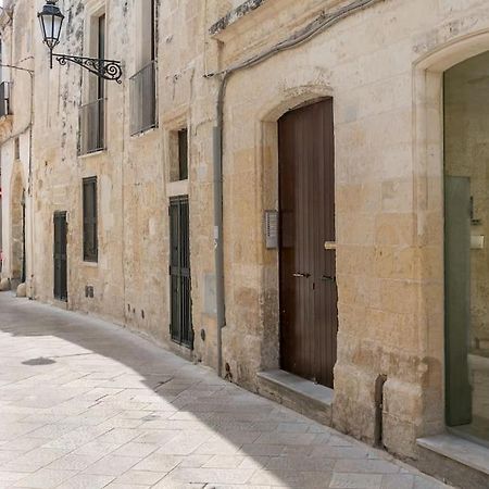 Dimora Del '500 In Zona Santa Croce Apartment Лече Екстериор снимка