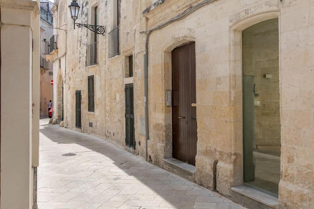Dimora Del '500 In Zona Santa Croce Apartment Лече Екстериор снимка