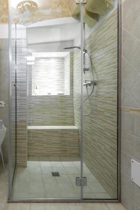 Dimora Del '500 In Zona Santa Croce Apartment Лече Екстериор снимка